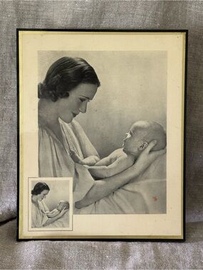 Vintage 1930s Mother & Baby photo plaque Lifetime Portrait Society Cincinnati OH